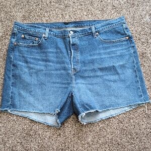 Levi's Women's Blue Jean Shorts Size 22W